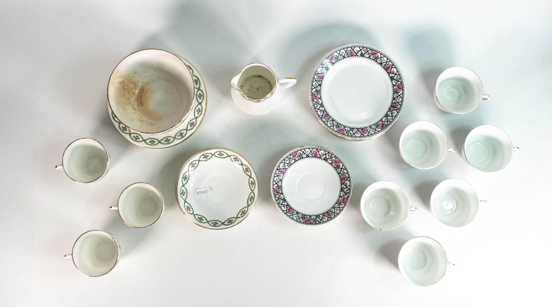 Two Shelley part tea sets to include 6 cups , 5 saucers, 5 side plates, Norman shape 1088 and New - Image 3 of 3