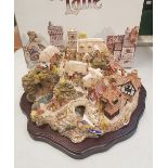 Lilliput Lane Large Boxed St. Peters Cover