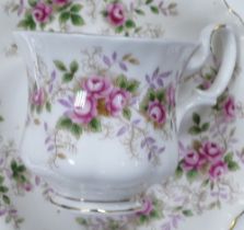 A extensive collection of Royal Albert Lavender Rose pattern tea & dinner ware to include - 5