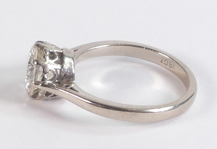 Large 2 carat natural diamond solitaire ring, 1.97ct stone I1, colour L/M. Ring size N/O, weight 4. - Image 3 of 3