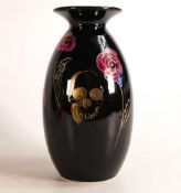 Anita Harris Sculls & Roses Tublining Lustre Minos vase h. 29.5cm, gold signed