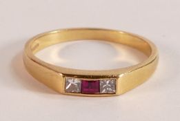 18ct gold ruby and diamond ring, size Q/R, 3.3g.