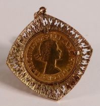 FULL gold Sovereign 22ct gold coin, 1966, set in substantial 9ct gold pendant mount with 46cm long
