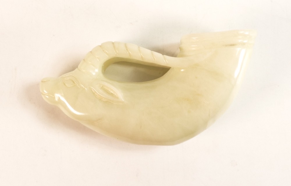 Han Dynasty style Jade or similar horn shaped cup with animal form base. Length: 10cm