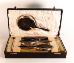 Richard Comyns, 1926, silver mounted vanity set from Rattray & Co. Art Jewellers of Nethergate,