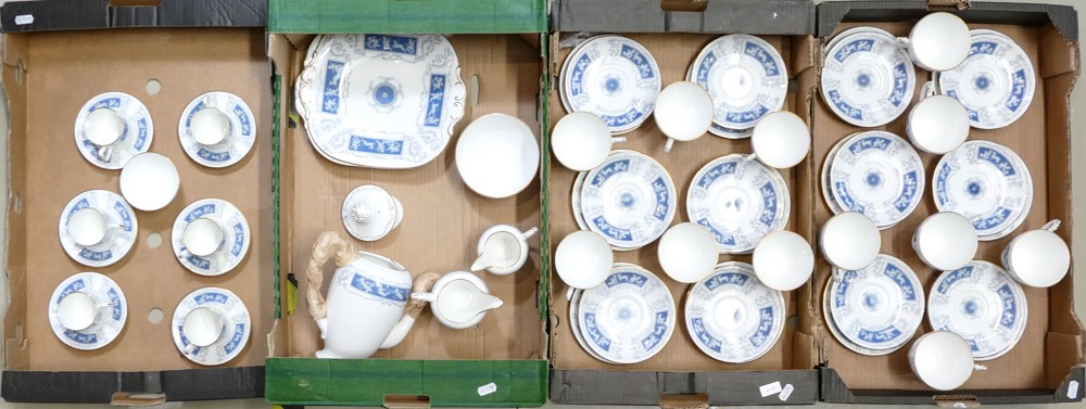 A large collection of Coalport Revelry pattern tea & coffee ware including 12 x trios, 6 coffee cans - Image 2 of 8