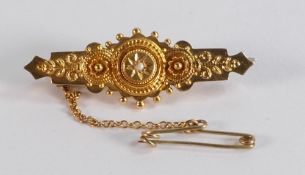 Victorian 15ct gold bar brooch, steel pin, 2.5g.