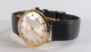 Bulova 18ct gold gentleman's mechanical wristwatch with leather strap, in original box, c1970s. Good