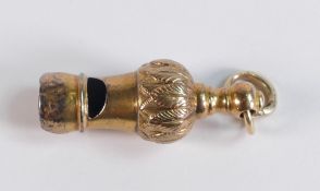 18ct gold whistle fob, 3g.