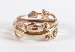 Clogau 9ct gold decorative wedding band, size Q, 5g.