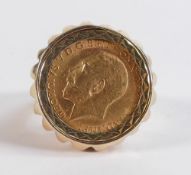 HALF Sovereign 1918, set in 9ct gold ring mount. Ring size O, gross weight 10.36g.