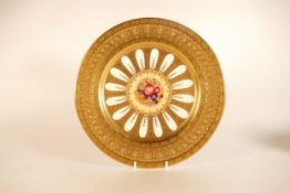 Aynsley heavily gilded Orchard Gold cabinet plate, diameter 27cm.