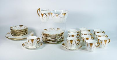 Wileman & Co part tea set, Lily shape 3932 to include 11 cups, 12 saucers, 12 side plates, 2 bread &