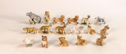 A collection of 1st edition animal Wade Whimsies to include Rhino, Lion etc. (17)