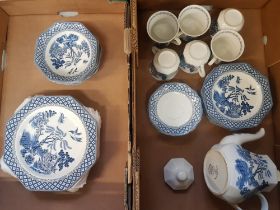 Royal Staffordshire willow pattern tea and dinner ware items to include Tea pot, 6 trios, 6 cereal