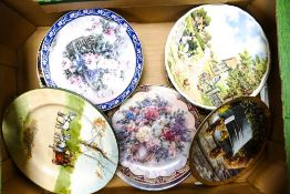A collection of Royal Doulton, Bradex, Hamilton Collection & similar decorative wall plates