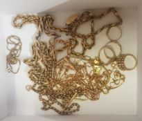 A collection of 9ct yellow gold jewellery items to include a rope necklace and matching bracelet,