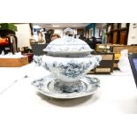 Victorian Charles Meigh & Son Blue & White damaged large soup tureen, height 33cm