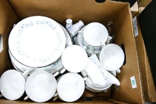 Wedgwood Josephine dinner ware to include platter, dinner plates, side plates, twin handled soup