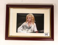 Dolly Parton Signed Print (no provenance), frame size 25 x 34cm
