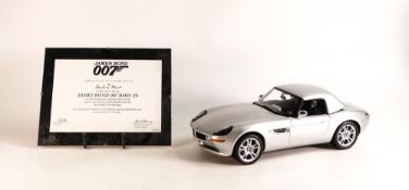 Kyosho Die Cast Model 007 BMW Z8 scale 1/12 Model Car with Display Case , boxed but unchecked (2)
