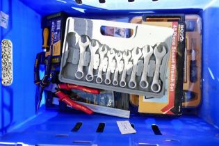 A collection of mainly unused hand tools including screwdrivers, spanners, pliers, etc (1 tray)