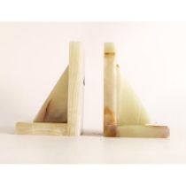 Pair Mid Century Onyx Bookends, height 15cm(2)