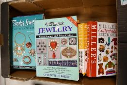 A large collection of Jewellery & Antiques Reference Books