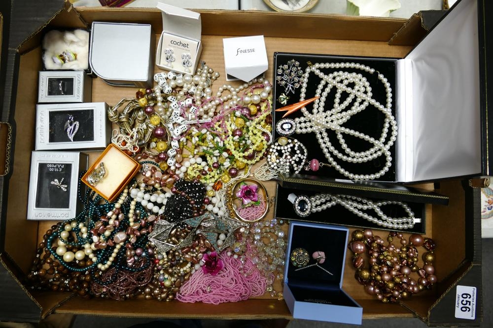 A large collection of quality costume jewellery to include boxed Wedgwood necklace, beads ,