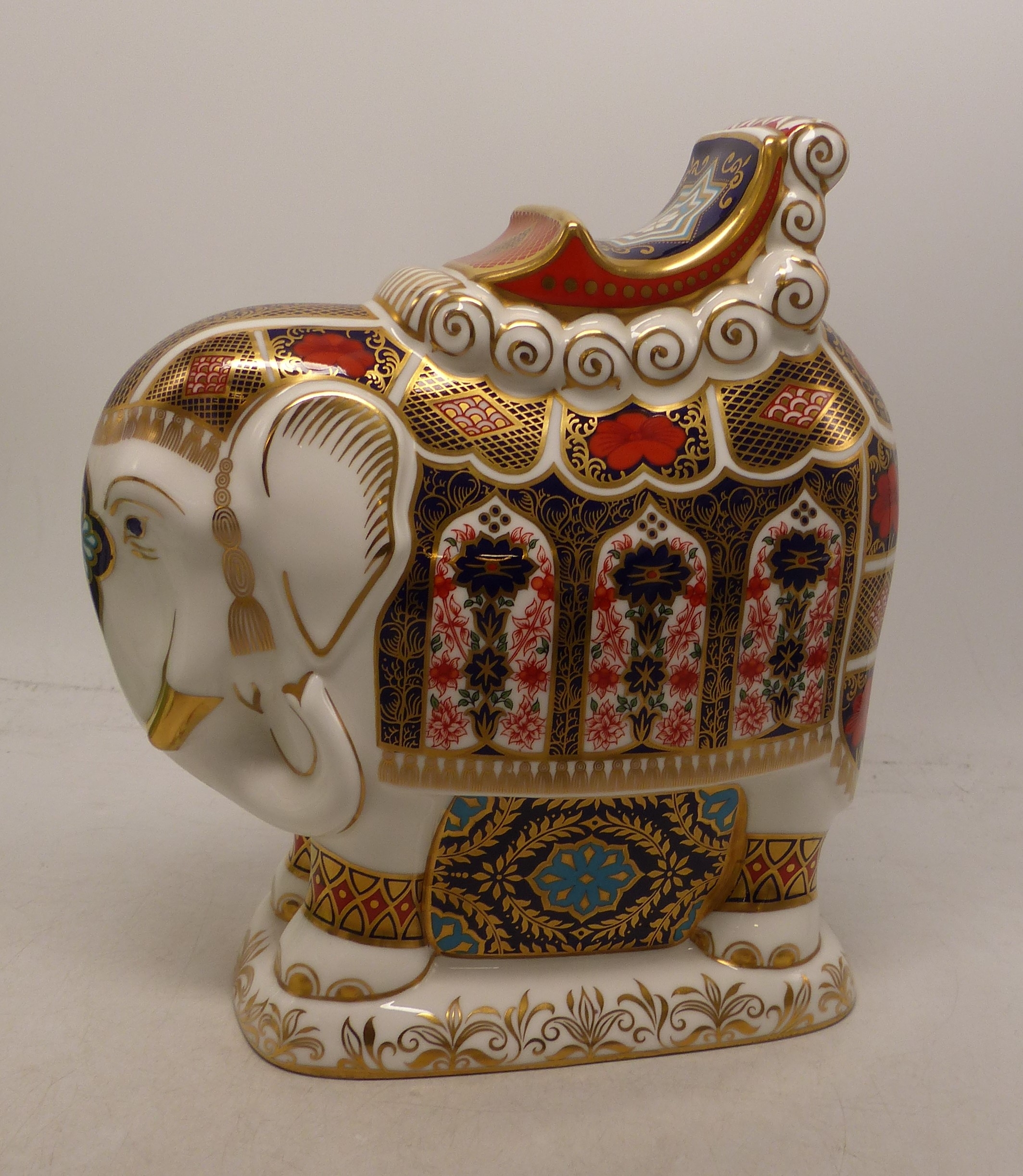 Royal Crown Derby large elephant paperweight, no stopper