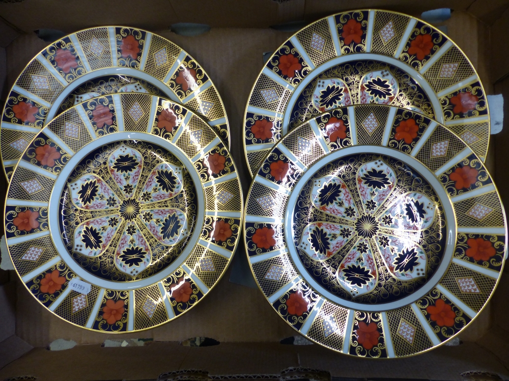 A set of 4 Royal Crown Derby 1128 pattern plates 27cm diameter