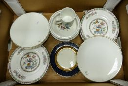 A mixed collection of items to include Wedgwood Kutani Crane pattern salad plates, Wedgwood for
