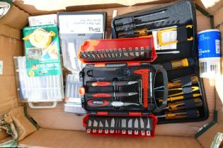 A collection of mainly unused hand tools including screwdrivers, spanners, pliers, etc (1 tray)