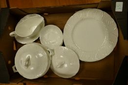 Wedgwood Countryware tea and dinner ware items to include three lidded tureens, lid, five dinner