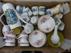 A mixed collection of ceramic items to include Meakin 1970's coffee ware items etc (1 tray).