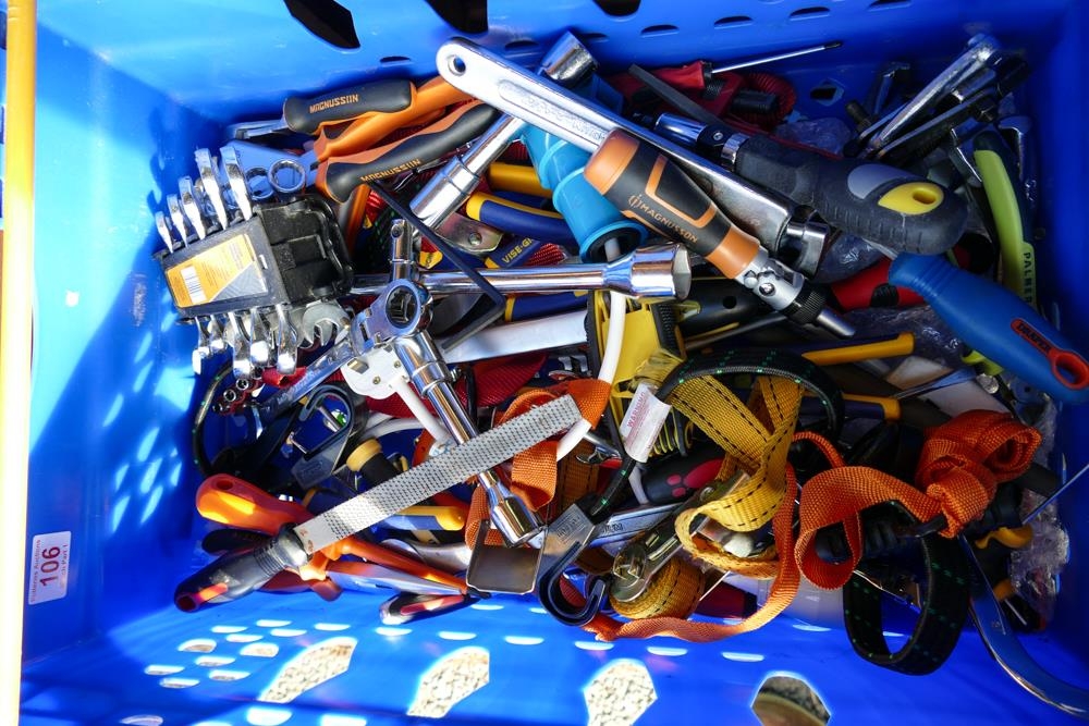 A collection of mainly unused hand tools including screwdrivers, spanners, pliers, etc (1 tray)