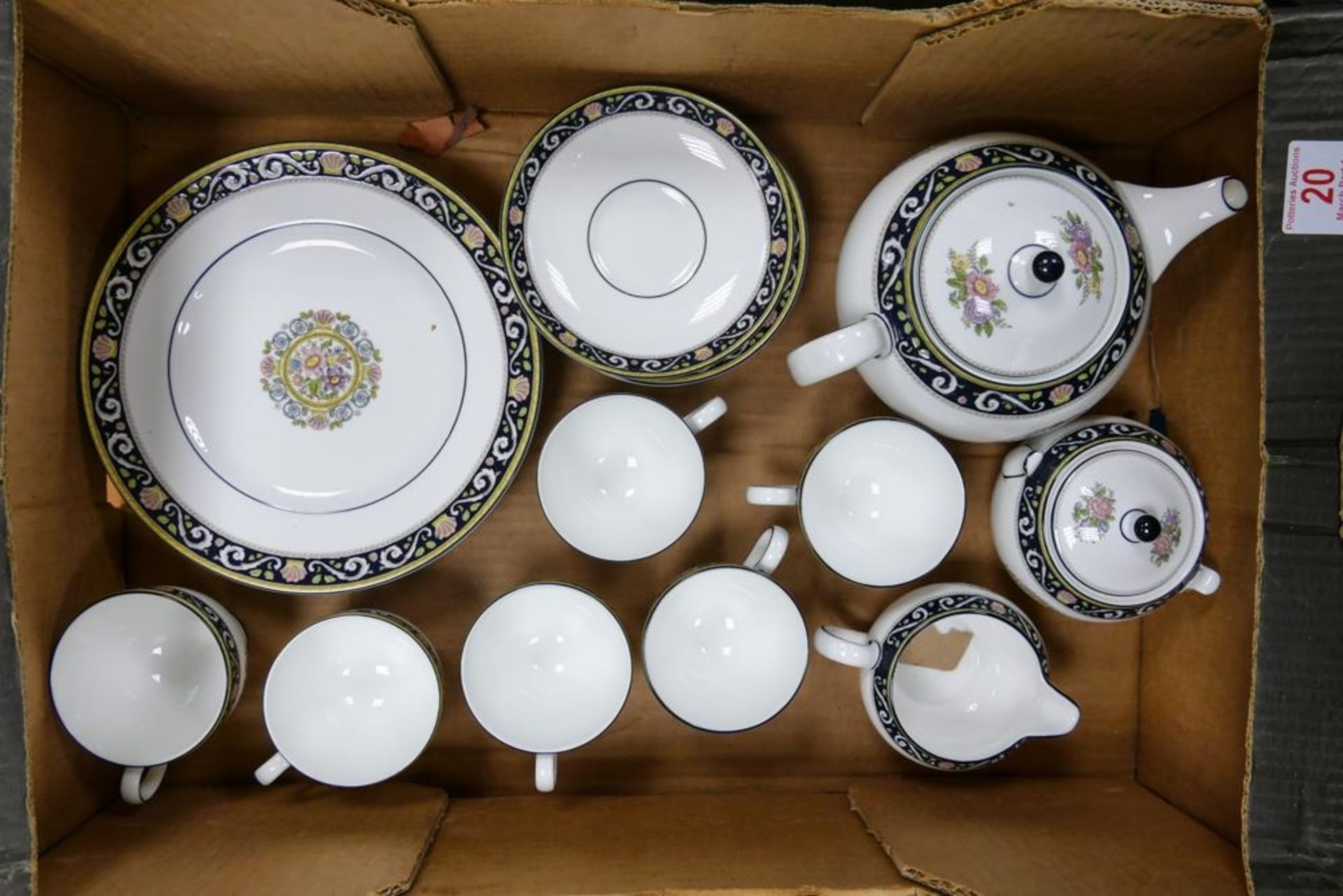 A collection of Wedgwood Runnymede patterned Cup & saucers, Salad Plates & tea service (seconds) - Image 2 of 2