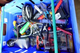 A collection of mainly unused hand tools including screwdrivers, spanners, pliers, etc (1 tray)