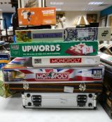 A collection of vintage items to include board games, cased Petanque set, chess set etc(6)
