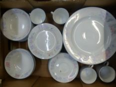 A mixed collection of ceramic items to include mixed tea and dinnerware items (1 tray).