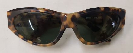Vintage pair of Ray-Ban Bausch & Lomb Onyx WO 790, supplied with non-original glasses case.