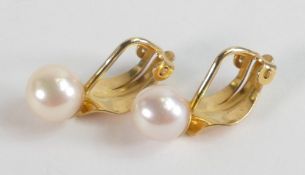 Pair 9ct gold hallmarked 7mm cultured pearl clip on earrings, weight 2.15g.