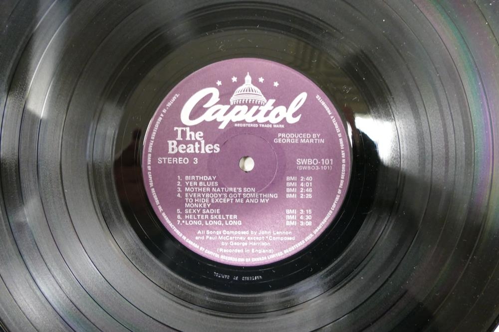 A Collection of Beatles and Wings LP's to include The White Album (Purple Capitol Label), Red Rose - Image 2 of 3