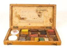 Victorian Oil Paint Set in Original Box. Length of Box: 21.5cm