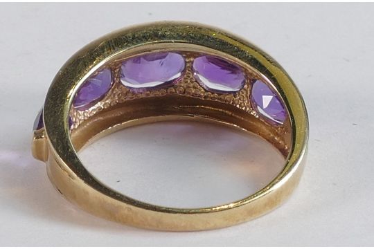 9ct gold dress ring set with 4 purple stones, ring size P, 3.9g. - Image 3 of 4