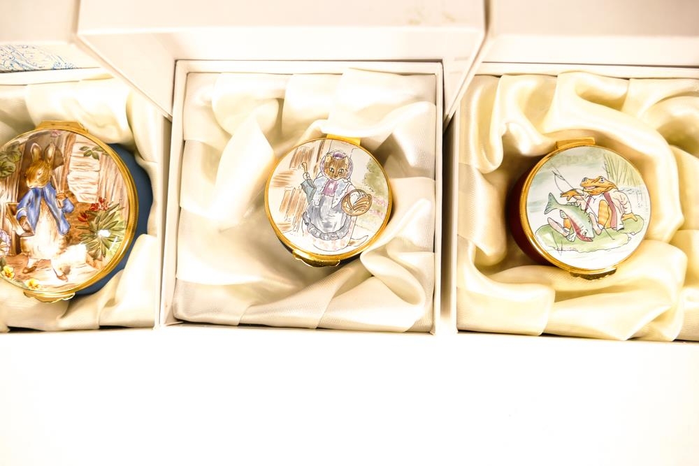 Three Beatrix Potter Crummles English Enamels to include Cousin Ribby BP62, Jeremy Fisher BP63 and - Bild 3 aus 4