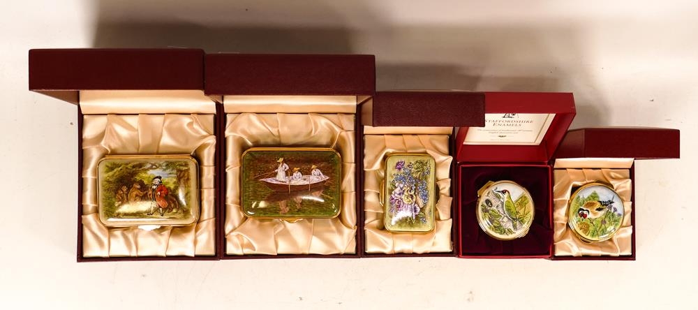 Five limited edition Staffordshire Enamels to include woodpecker round lidded box 24/25, Claude - Bild 2 aus 2