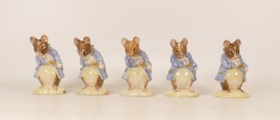 Royal Albert Beatrix Potter Bp Figures to include Gentle Mouse Made a Bow x 5(5)