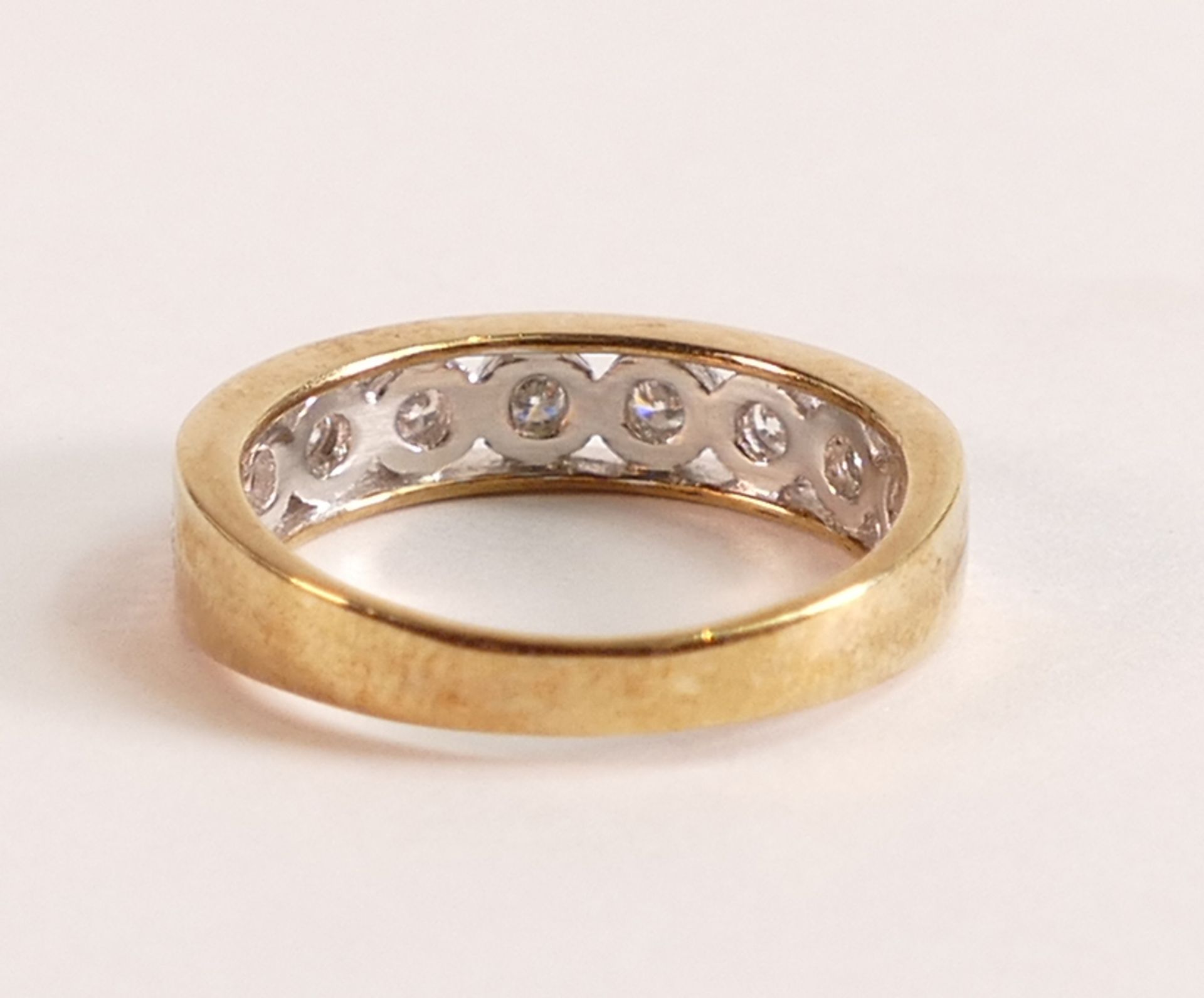 9ct Gold Illusion Set Diamond Eternity Ring. There are nine brilliant cut white diamonds measuring - Image 3 of 3