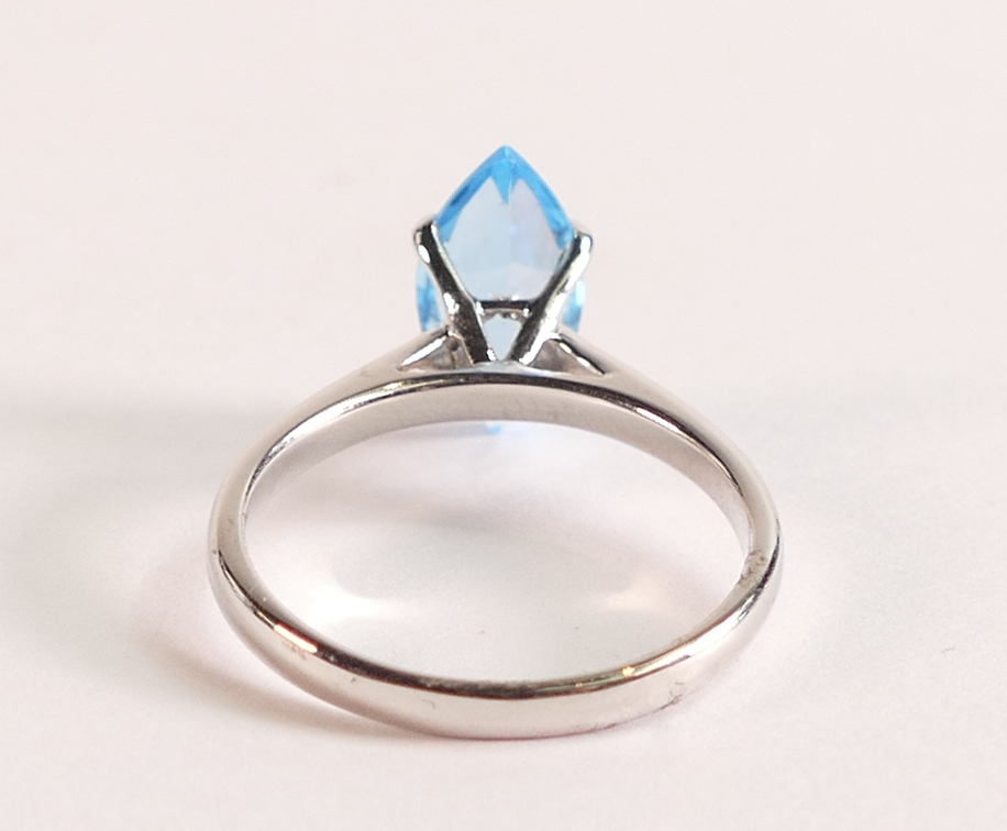 14ct White Gold Ring With Marquise Cut Claw Set Aquamarine - Stamped 14k Size: "M+". Shank is 2.25mm - Image 3 of 3